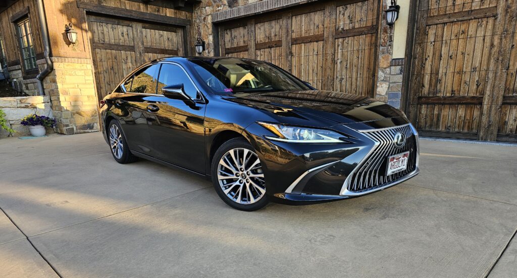 Fly Air Limo Luxury Sedan